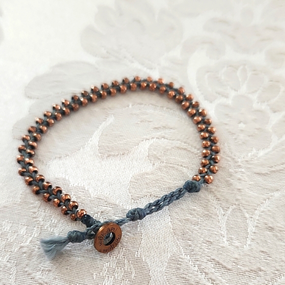 wakami Jewelry - WAKAMI Copper and Blue Beaded Bracelet